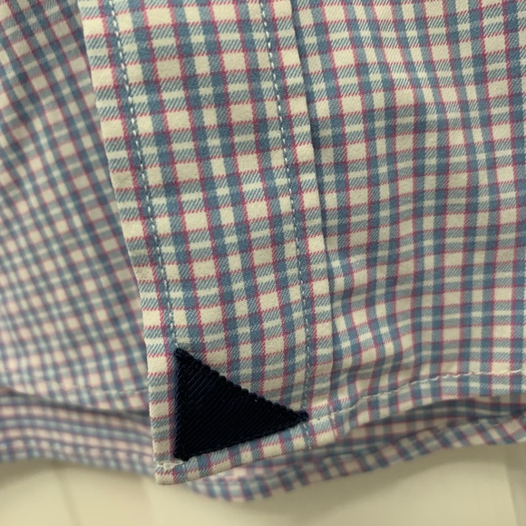 Untuckit button down - Picture 3 of 4